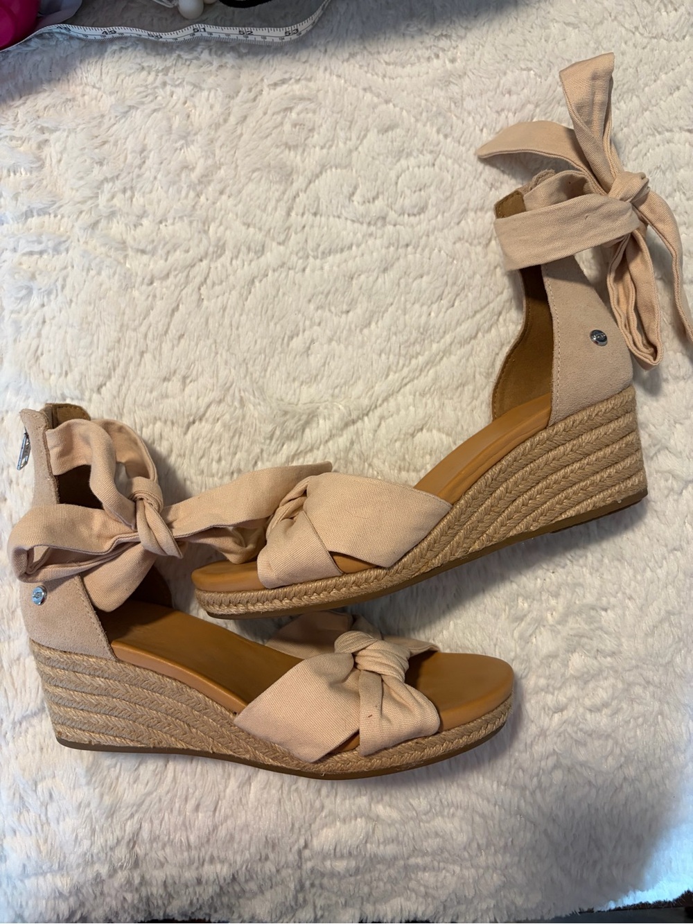 UGG Yarrow Espadrille Wedge Sandals cream beige canvas Ankle Tie Sz 7 Summer